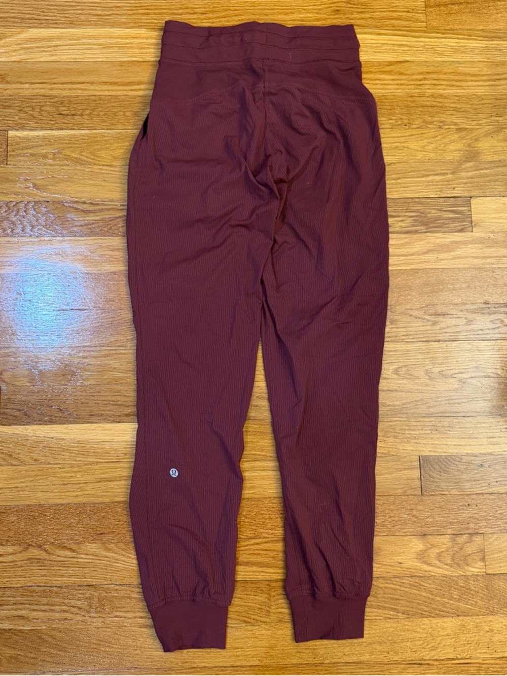 Lululemon Dance Studio Jogger in Dark Red - Size 2 with 28" Inseam - Picture 5 of 7